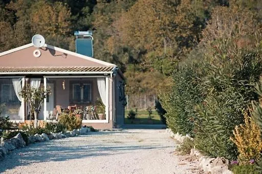 Vakantiehuis Flower Garden House